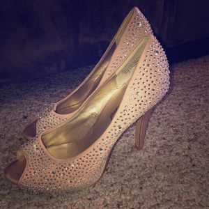6” women’s heels size 9 and 8.5